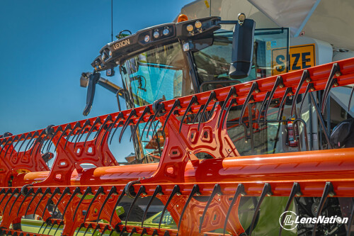 Class Lexion 7500 Dowerin Field Day 1