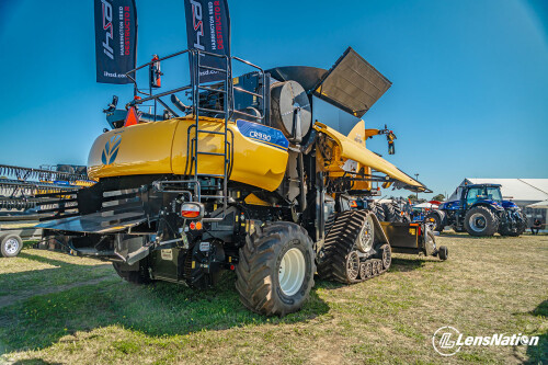 New Holland cr9 Dowerin Field Day 1