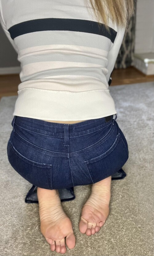 B0LeG0.jpeg