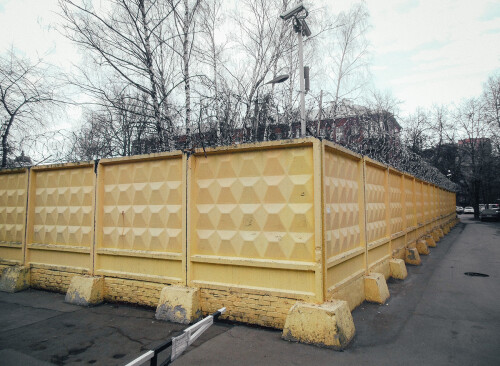 Boris Lakhman wall design