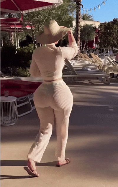 D4L3Ko.gif