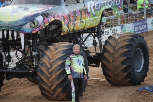 outlaw monster truck paris rodeo arena paris texas june 30 2012 7477140854 o