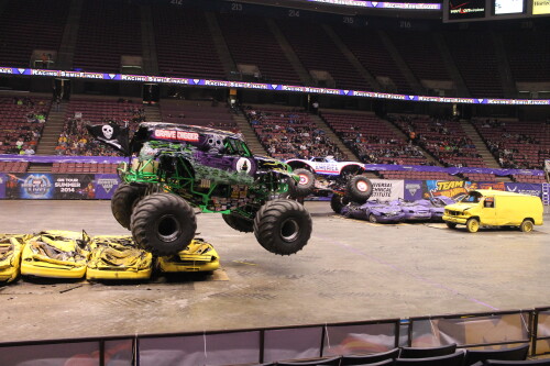 monster jam 12640009033 o