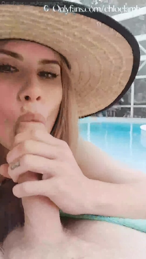 FT6OQ3.webm