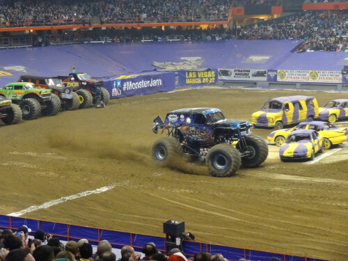 monster jam 13042123465 o