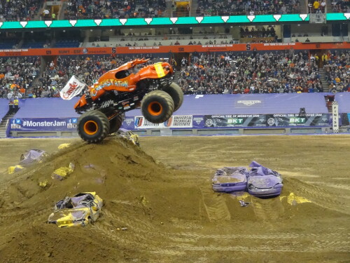 crustation monster truck 13042209773 o