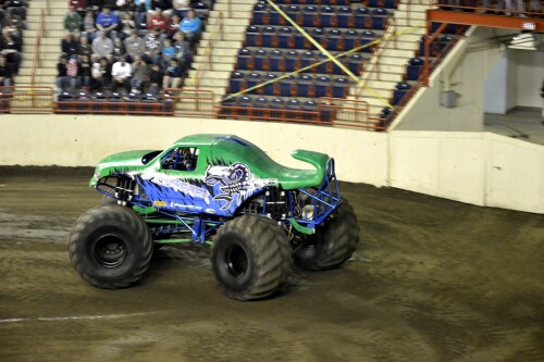 monster truck 161 8544408221 l