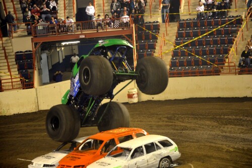 monster truck 152 8545507712 l