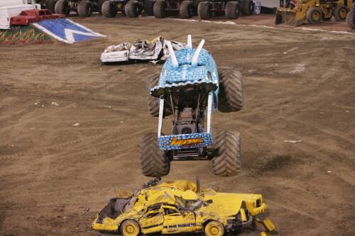 MONSTER JAM 11009 A 563