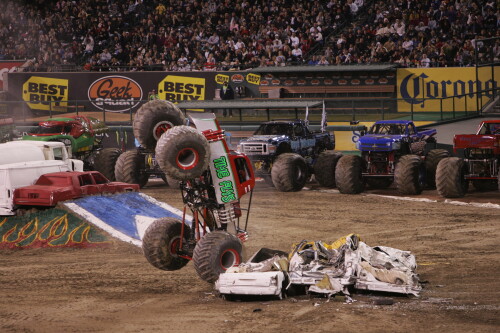 MONSTER JAM 11009 A 626