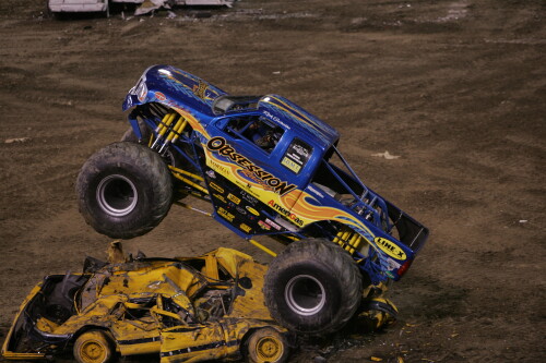 MONSTER JAM 11009 B 021