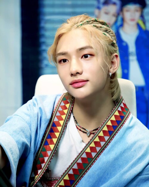 straykidshyunjins 104371211 831425170718553 7177212154353652160 n