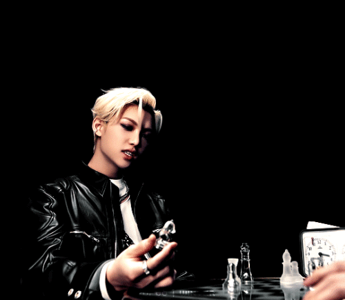 J5Zekk.gif