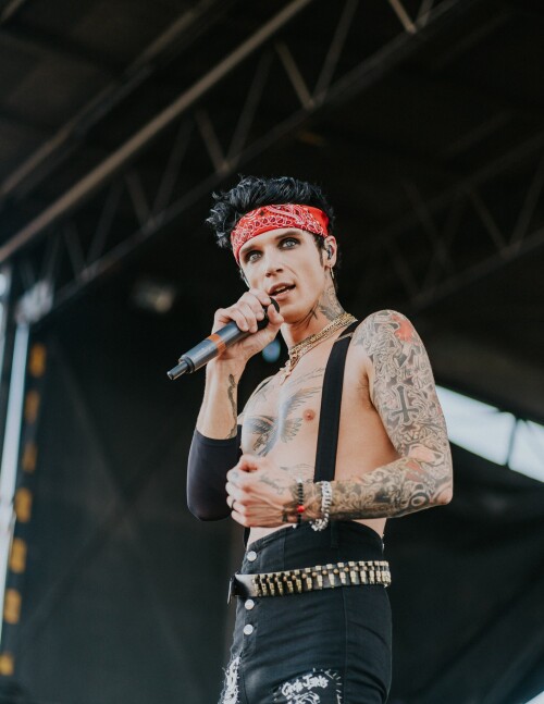 Andy Black WOLFEELIOTMEDIA 85