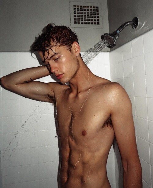 tumblr p3k7abMjvI1we5ym6o1 1280