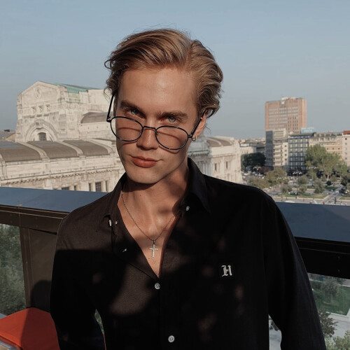 tumblr pziyvh2lWR1xtesh5o2 1280 (2)
