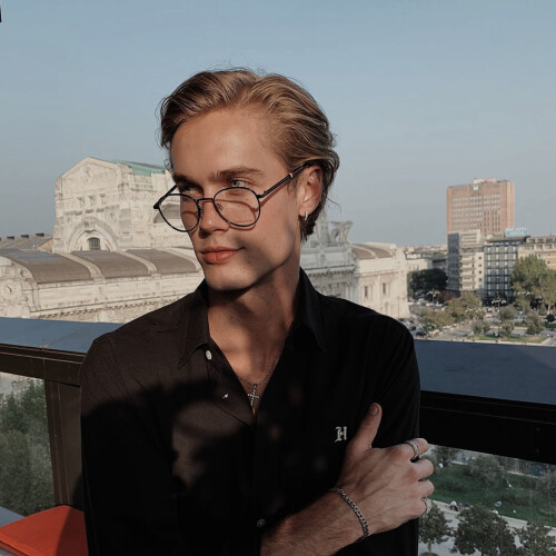 tumblr pziyvh2lWR1xtesh5o1 1280 (2)