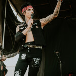 JUS9jM