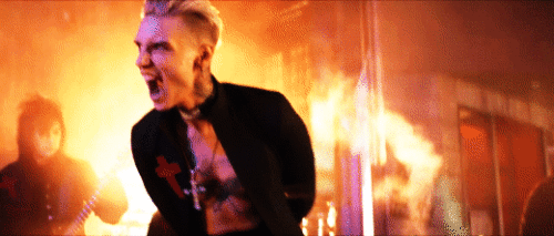JcHVub.gif