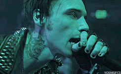 JcSHDz.gif