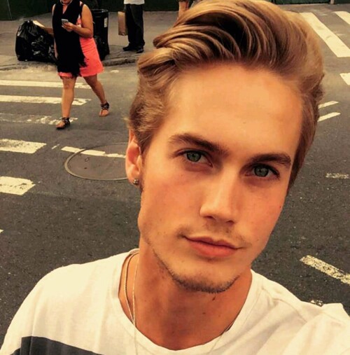 fanpage.neelsvisser 143342821084958071587593119908456042856448n