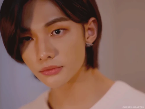 JhYRmZ