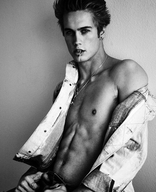 neels is king 1530601610204272781035707387835574414999552n