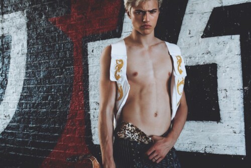 Lucky Blue Smith 2015 Wonderland Cover Photo Shoot 011 800x536