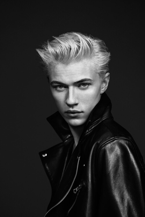 lucky blue smith