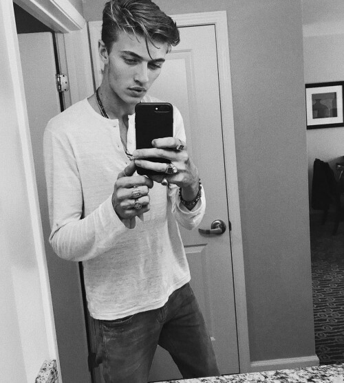 luckybsmith 20066987 106303683368477 8464801428500643840 n