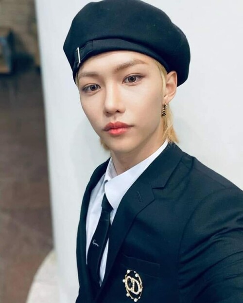felix straykids 131080996 3563721257049613 2984542953226145643 n (2)