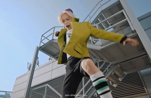 JyBsfT.gif