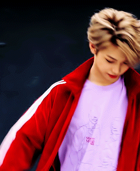 Jyq9gM.gif