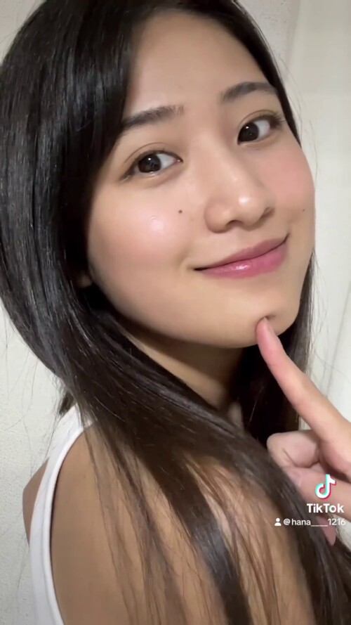 Hana Okamoto 1586