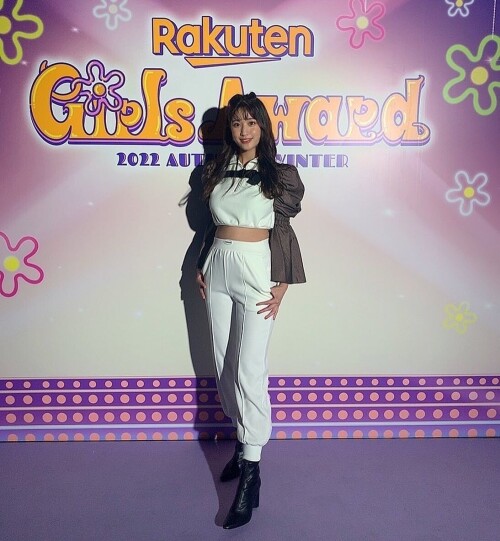 Hana Okamoto 518