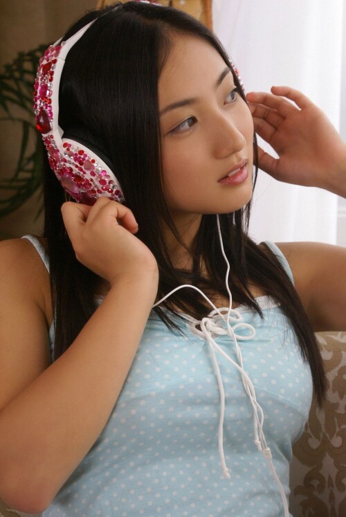 LX9jrq.jpg