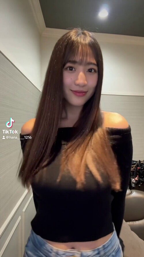 Hana Okamoto 1633