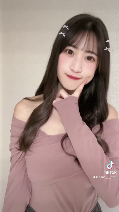 Hana Okamoto 1693