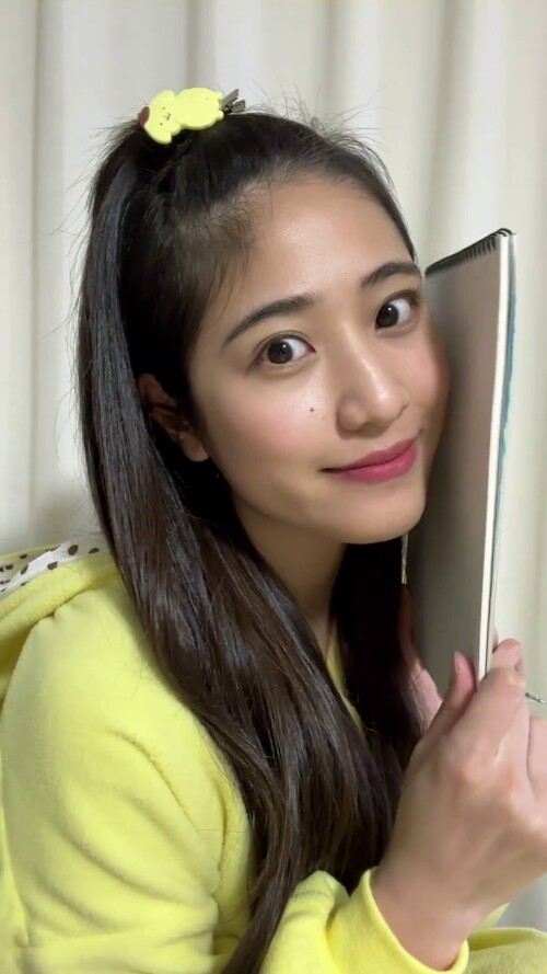 Hana Okamoto 1720