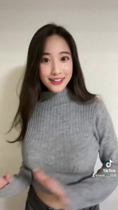 Hana Okamoto 1776