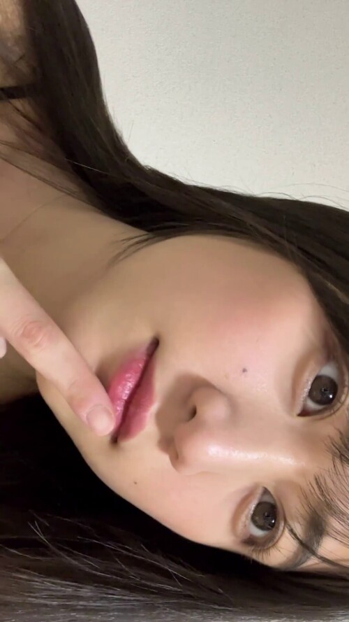 Hana Okamoto 2070