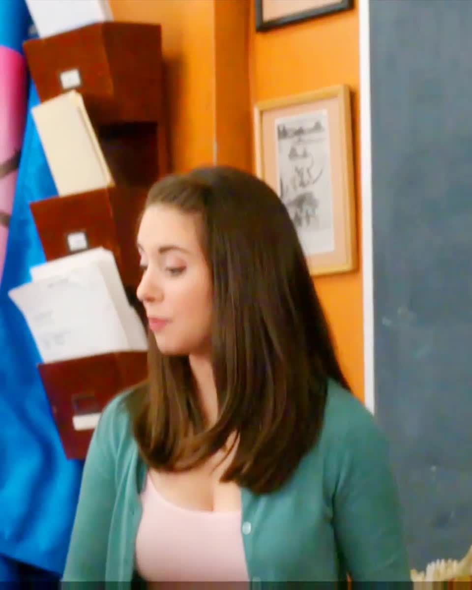 LmssZ1.mp4