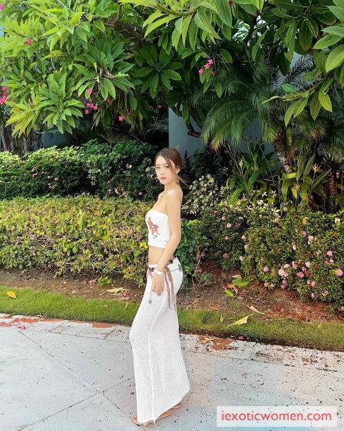 Sherry Xia 577