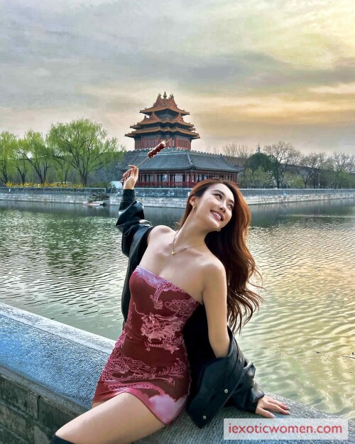 Sherry Xia 723