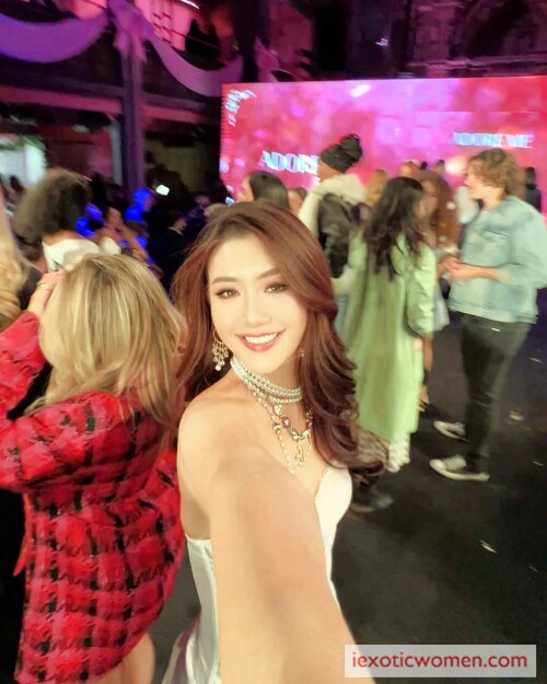 Sherry Xia 595