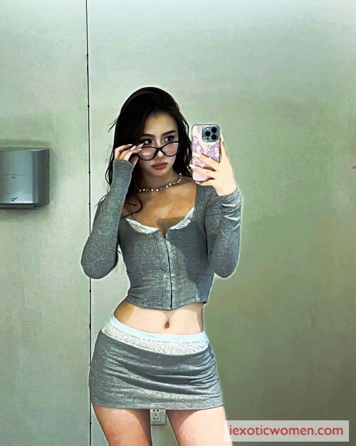Sherry Xia 741