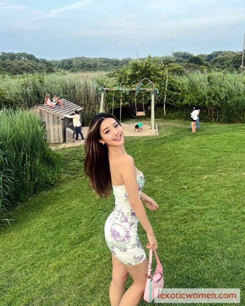 Sherry Xia 216