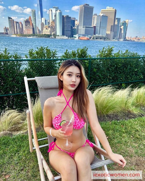 Sherry Xia 274