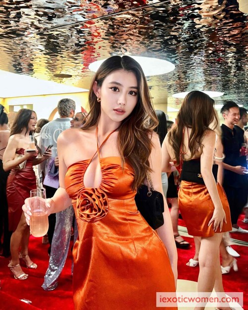 Sherry Xia 290