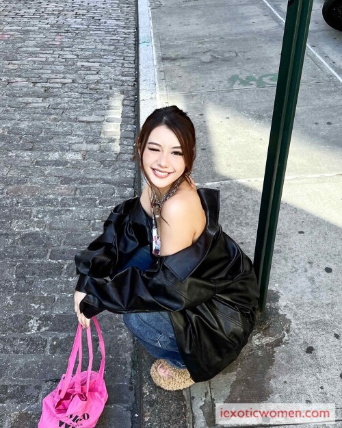 Sherry Xia 813